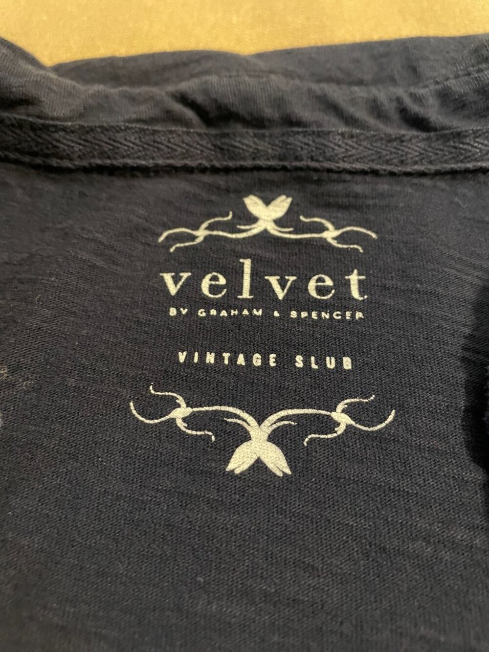 Velvet by Graham and Spencer Vintage Slub Dark Blue Size L Cotton Button Down - Picture 5 of 6